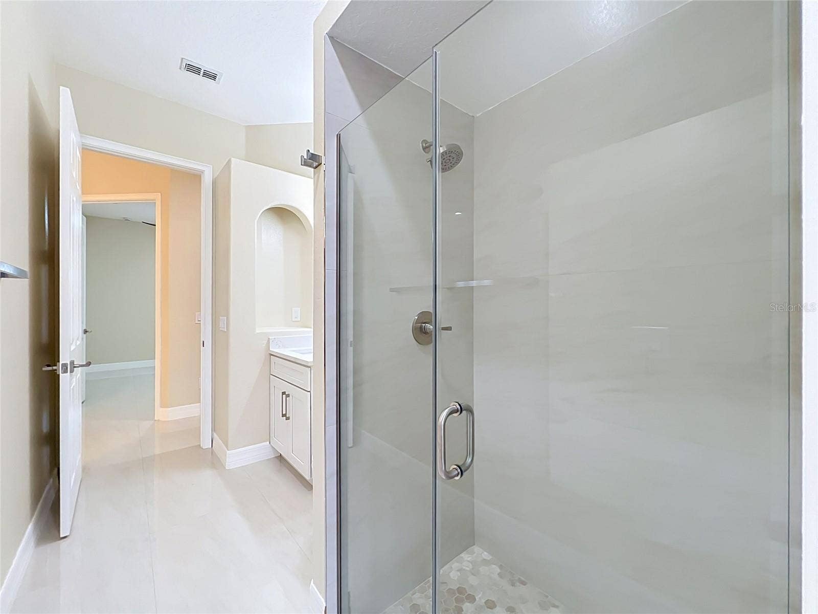 7426 POINTE VENEZIA DRIVE, Orlando, FL 32836 7426 POINTE VENEZIA DRIVE, Orlando, FL 32836