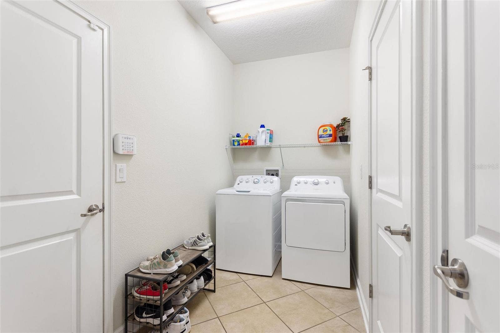 1414 CLUBMAN DR, Davenport, FL 33896 1414 CLUBMAN DR, Davenport, FL 33896