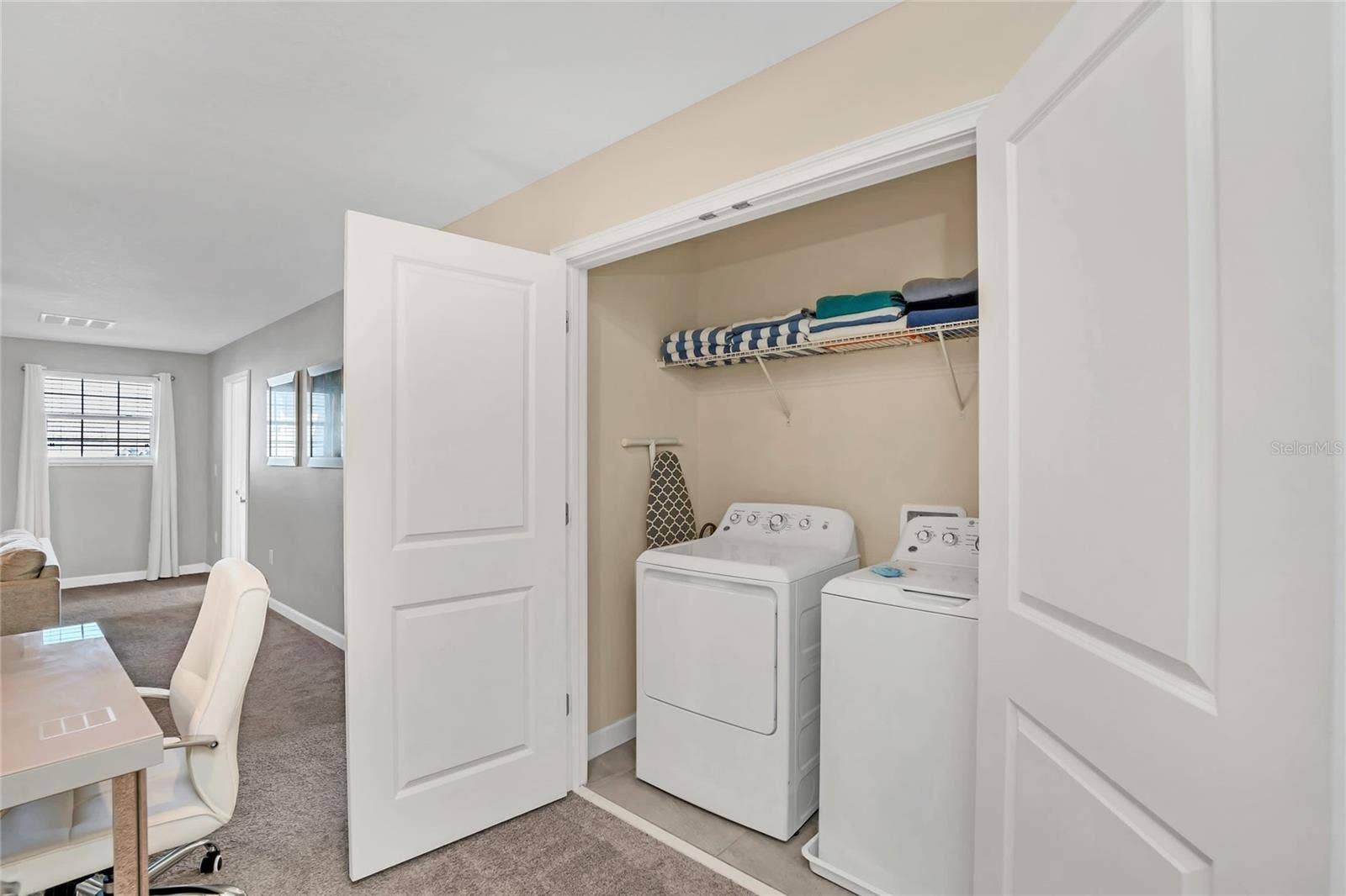 1598 SANDBAGGER, Davenport, FL 33896 Interior Laundry Closet
