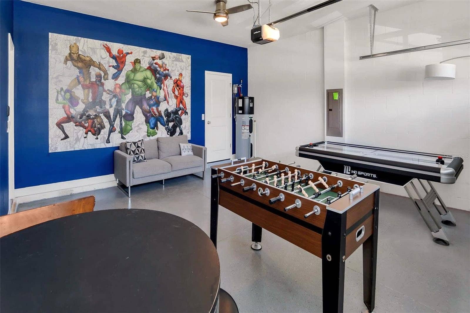 1598 SANDBAGGER, Davenport, FL 33896 Garage currently used as additional game room
