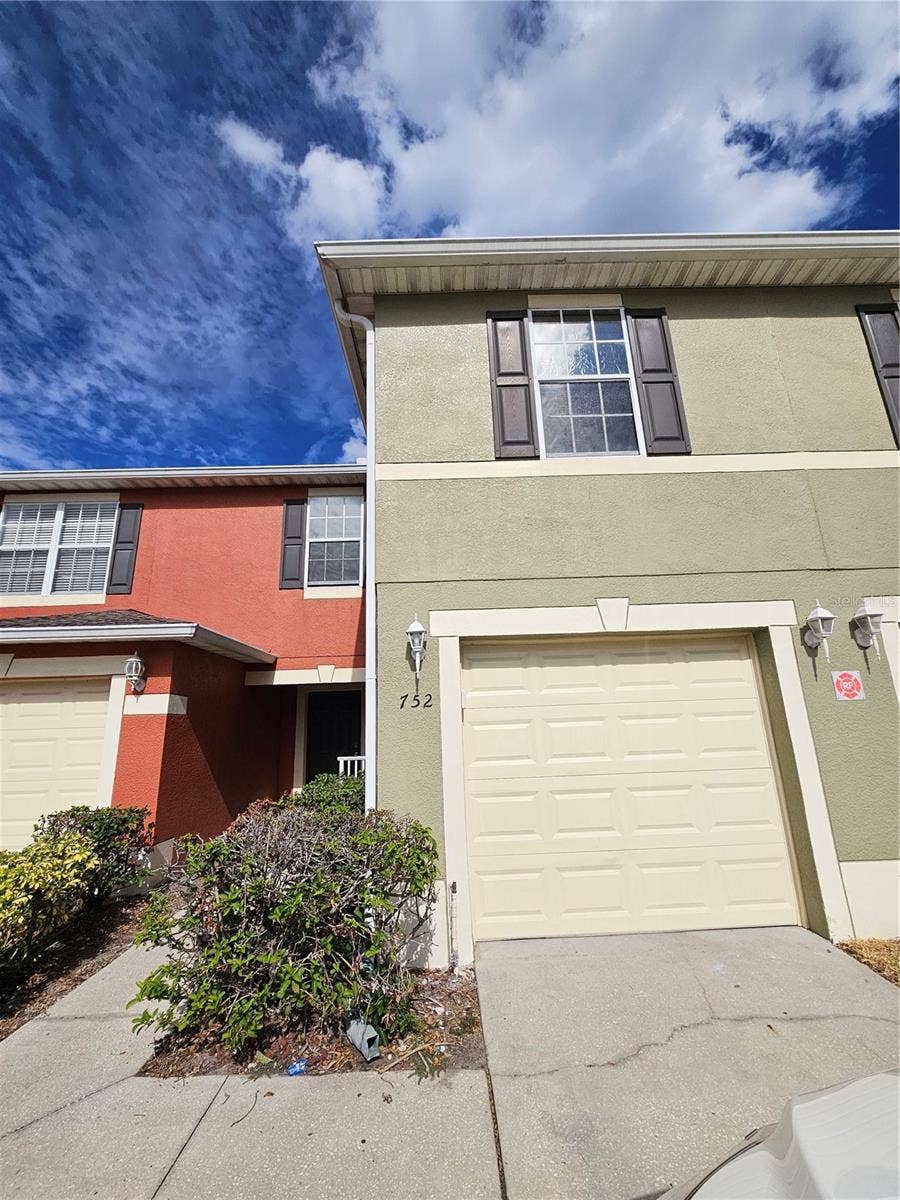 Property photo for 752 CRESTING OAK CIRCLE, #64, Orlando, FL