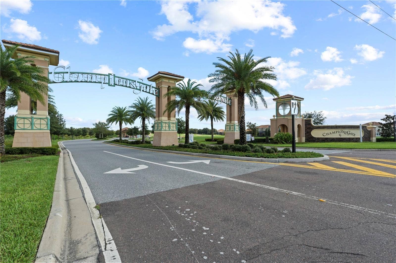 8954 FLUFFY LIE COURT, Davenport, FL 33896 8954 FLUFFY LIE COURT, Davenport, FL 33896