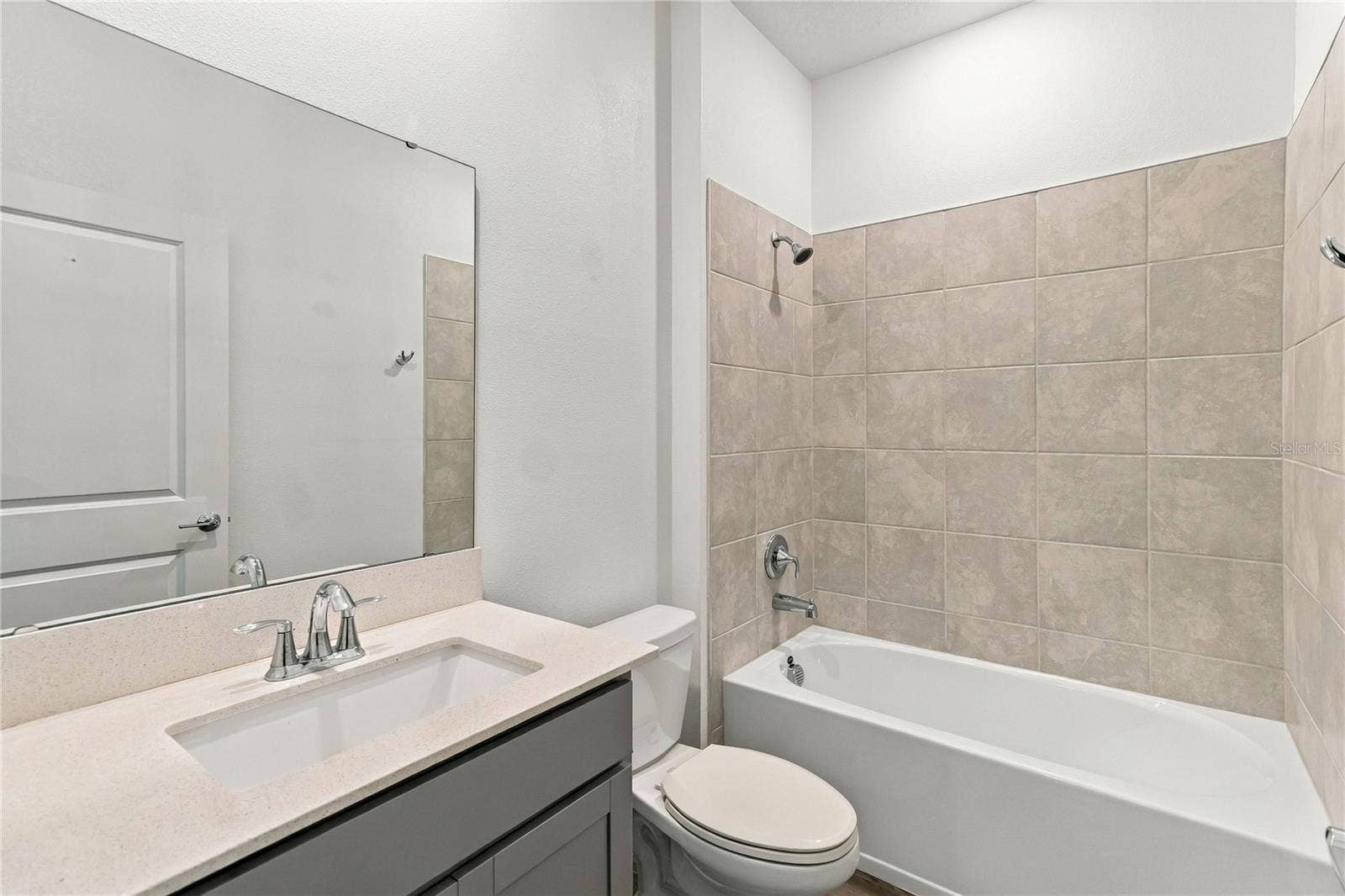 6459 PINE FORK ALLEY, St Cloud, FL 34771 6459 PINE FORK ALLEY, St Cloud, FL 34771
