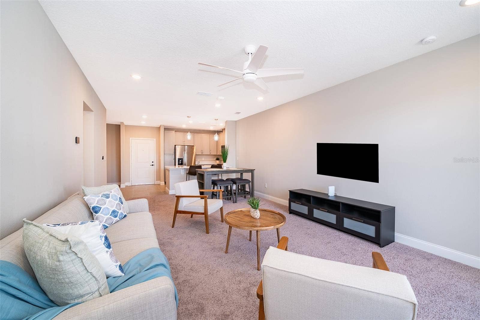 7521 LAUREATE BOULEVARD, #5208, Orlando, FL 32827 7521 LAUREATE BOULEVARD, #5208, Orlando, FL 32827