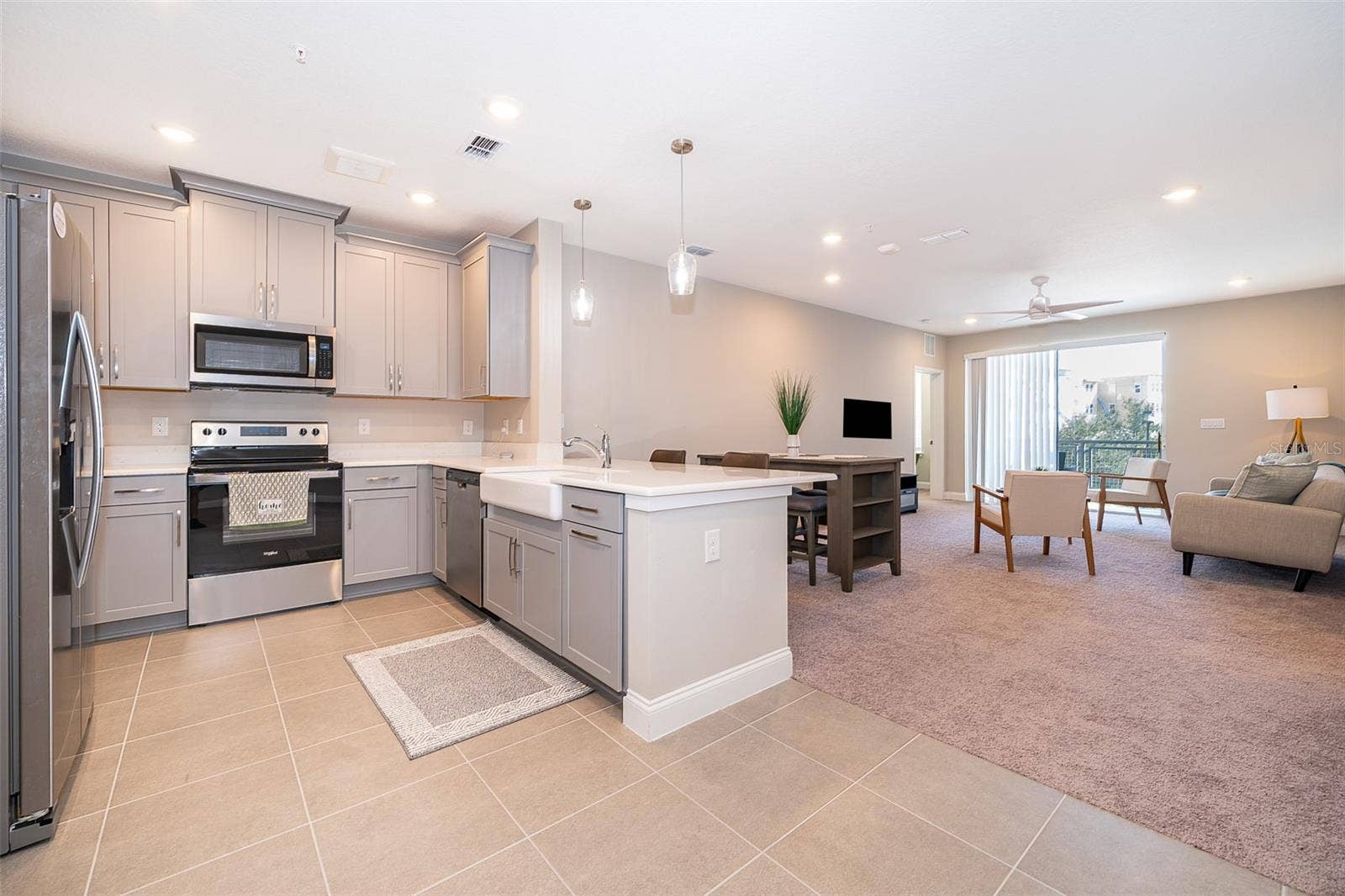 7521 LAUREATE BOULEVARD, #5208, Orlando, FL 32827 7521 LAUREATE BOULEVARD, #5208, Orlando, FL 32827