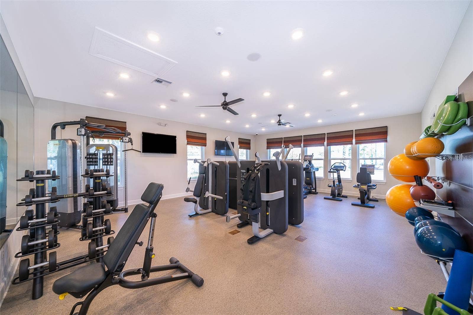 7521 LAUREATE BOULEVARD, #5208, Orlando, FL 32827 7521 LAUREATE BOULEVARD, #5208, Orlando, FL 32827