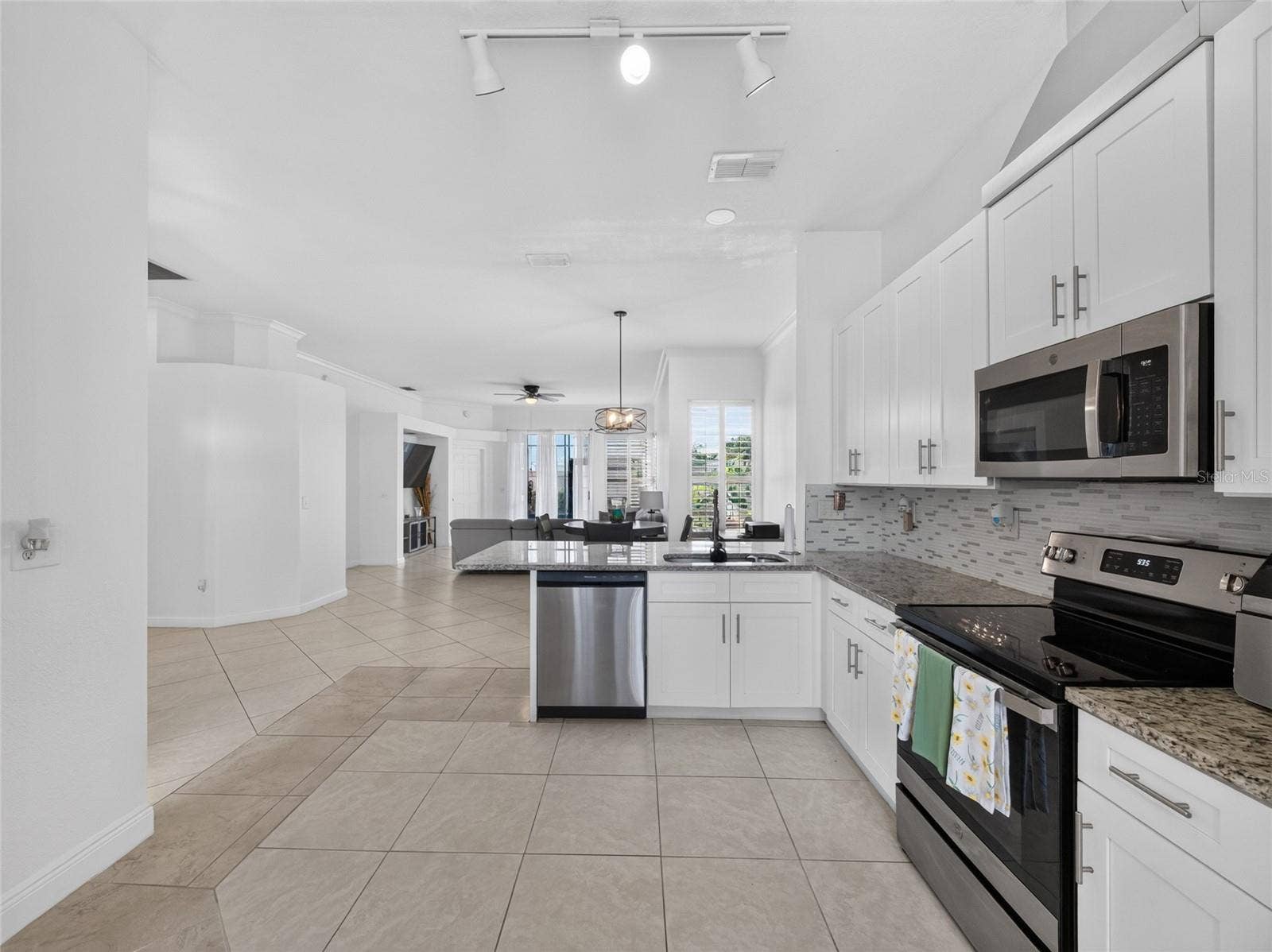 14435 WINDCHIME LANE, Orlando, FL 32837 14435 WINDCHIME LANE, Orlando, FL 32837