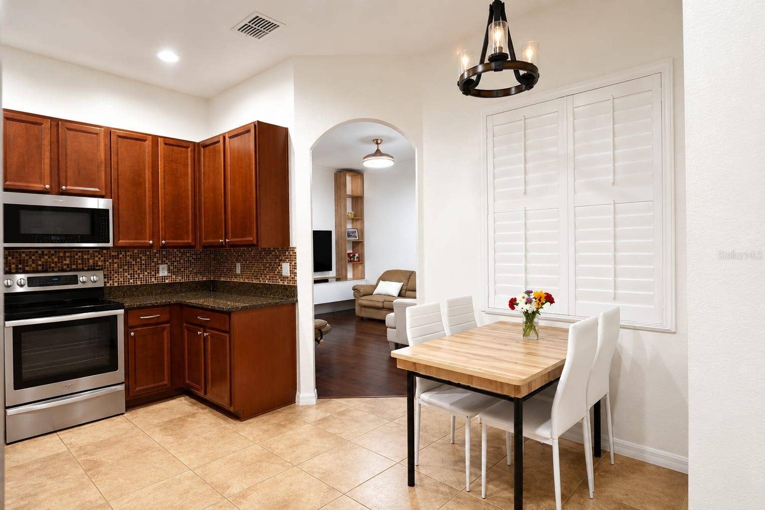 7060 VENTNOR DRIVE, Windermere, FL 34786 7060 VENTNOR DRIVE, Windermere, FL 34786