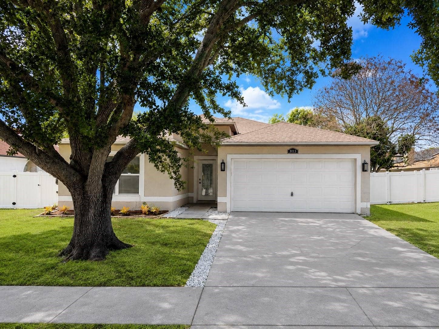 5112 LAVAL DRIVE, Orlando, FL 32839 5112 LAVAL DRIVE, Orlando, FL 32839