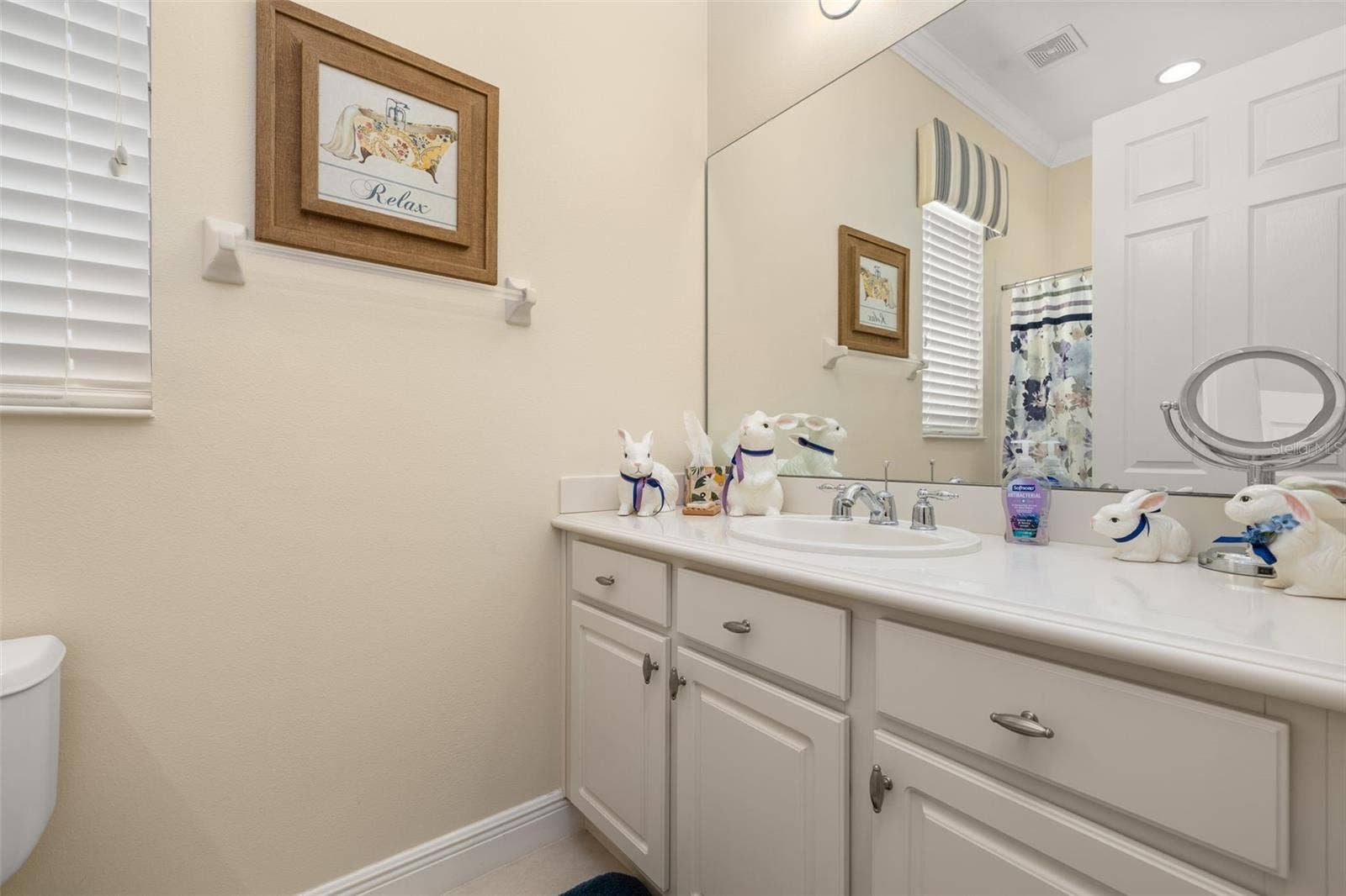 394 MONTEREY STREET, Kissimmee, FL 34759 394 MONTEREY STREET, Kissimmee, FL 34759