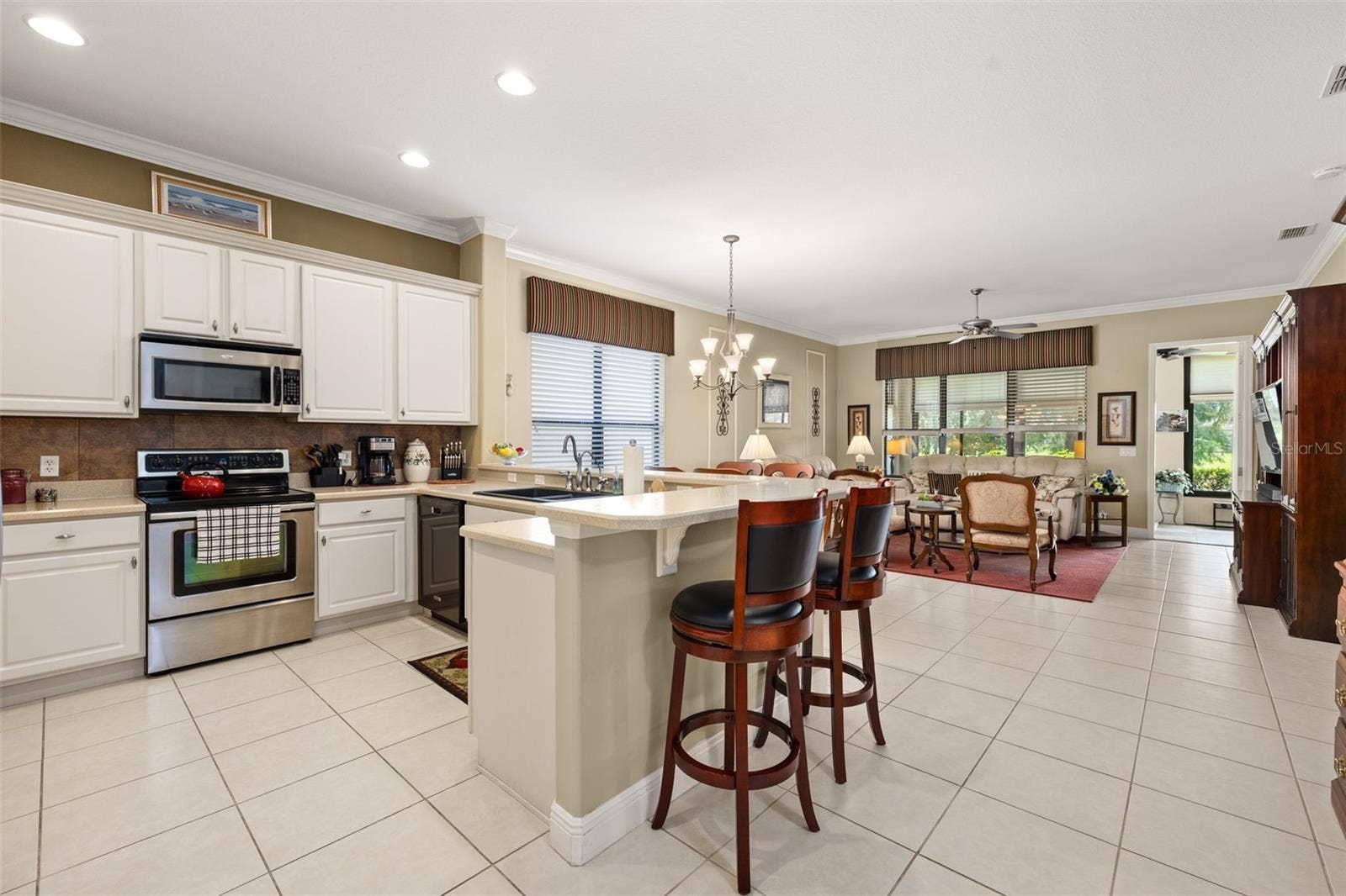 394 MONTEREY STREET, Kissimmee, FL 34759 394 MONTEREY STREET, Kissimmee, FL 34759