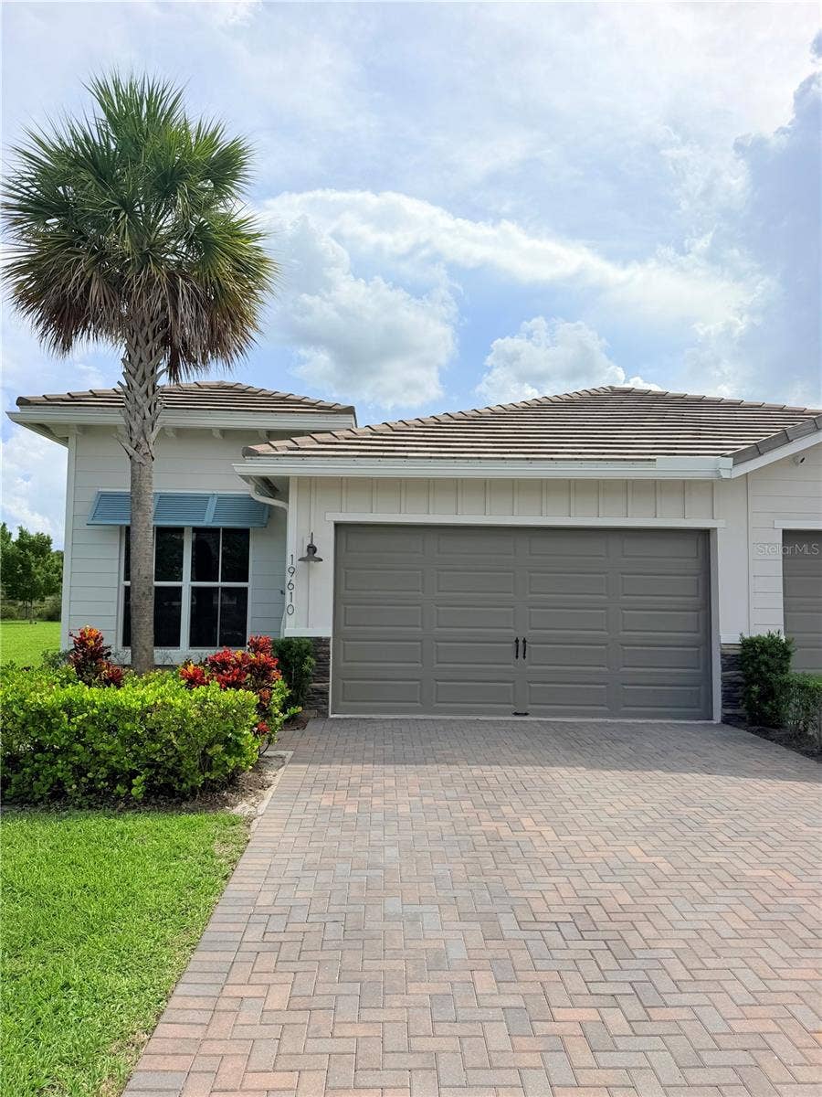 Property photo for 19610 WEATHERVANE WAY, Loxahatchee, FL