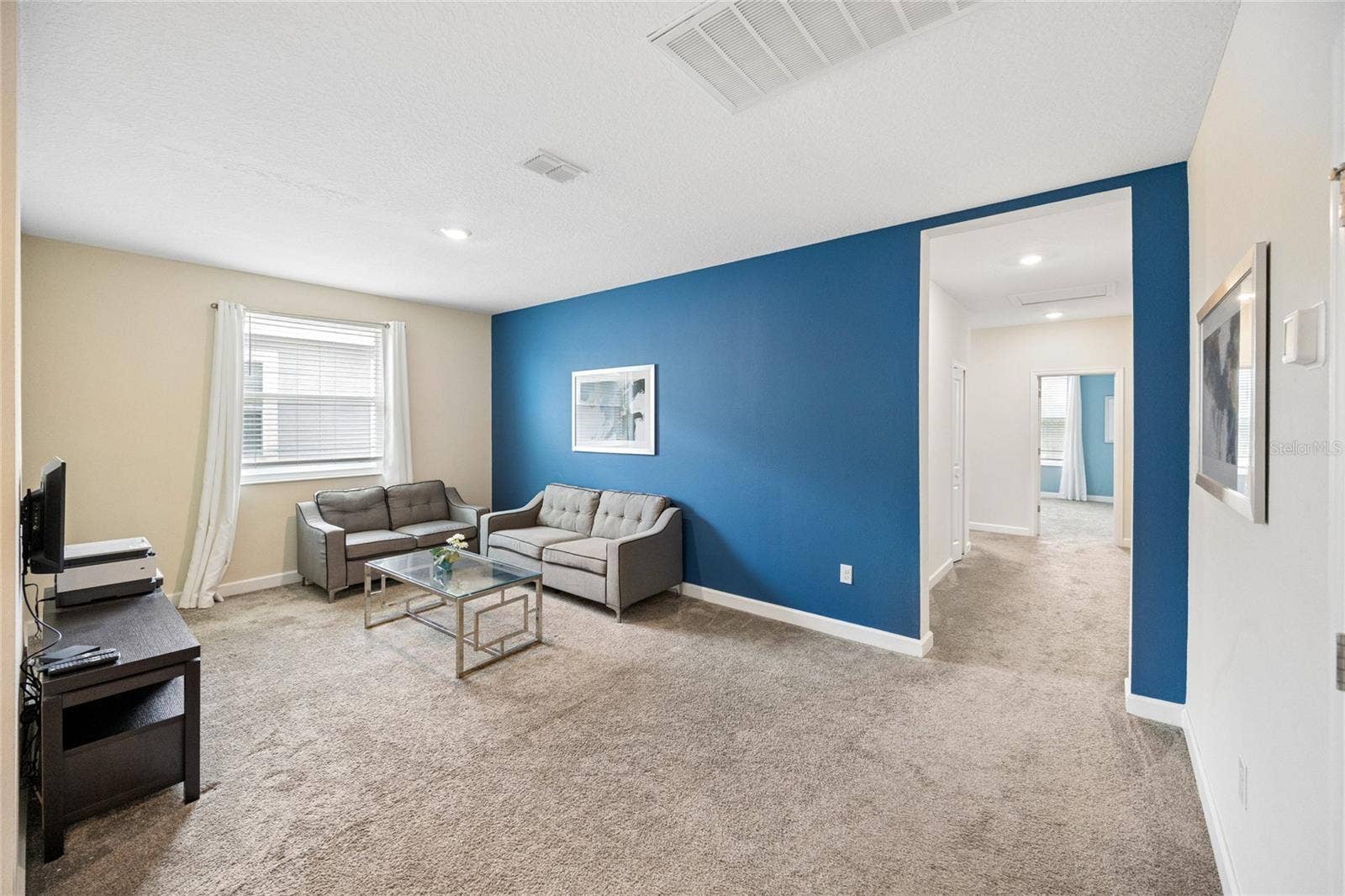 8933 CABOT CLIFFS DRIVE, Davenport, FL 33896 8933 CABOT CLIFFS DRIVE, Davenport, FL 33896
