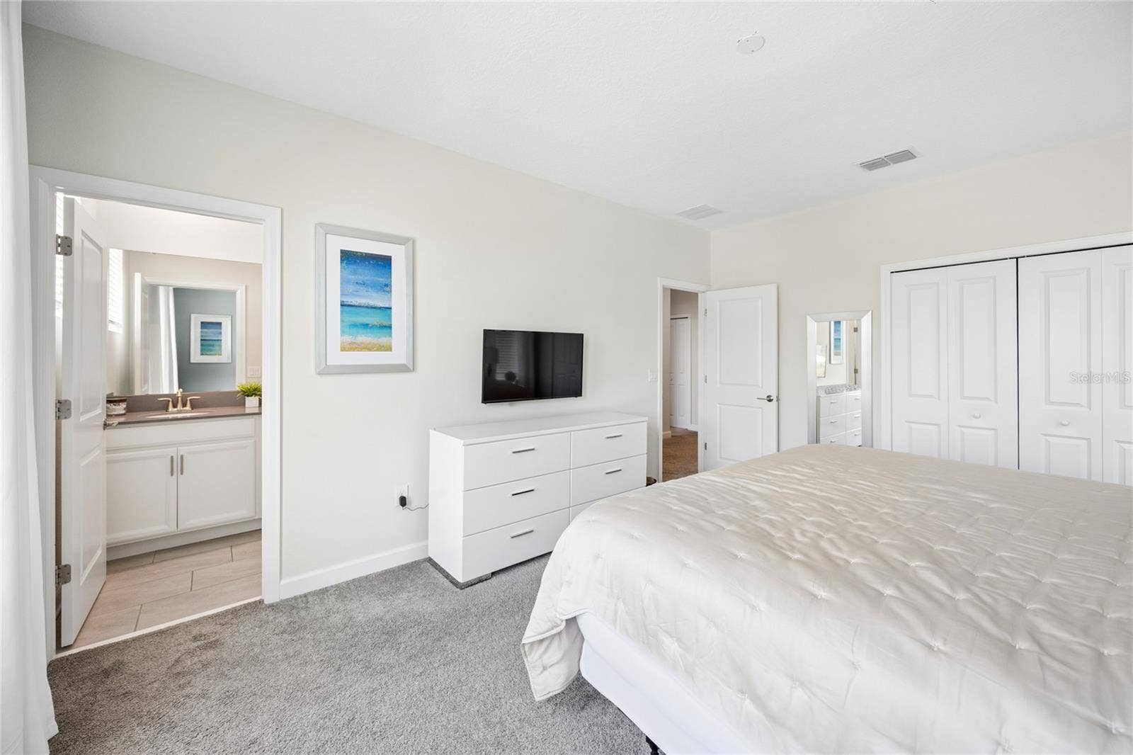 8933 CABOT CLIFFS DRIVE, Davenport, FL 33896 8933 CABOT CLIFFS DRIVE, Davenport, FL 33896