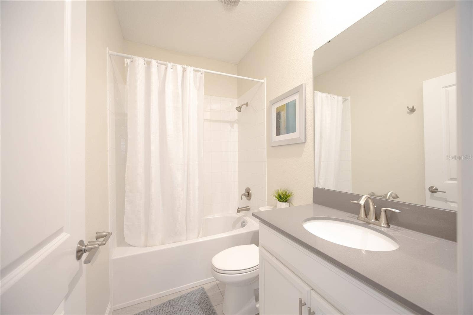 8933 CABOT CLIFFS DRIVE, Davenport, FL 33896 8933 CABOT CLIFFS DRIVE, Davenport, FL 33896
