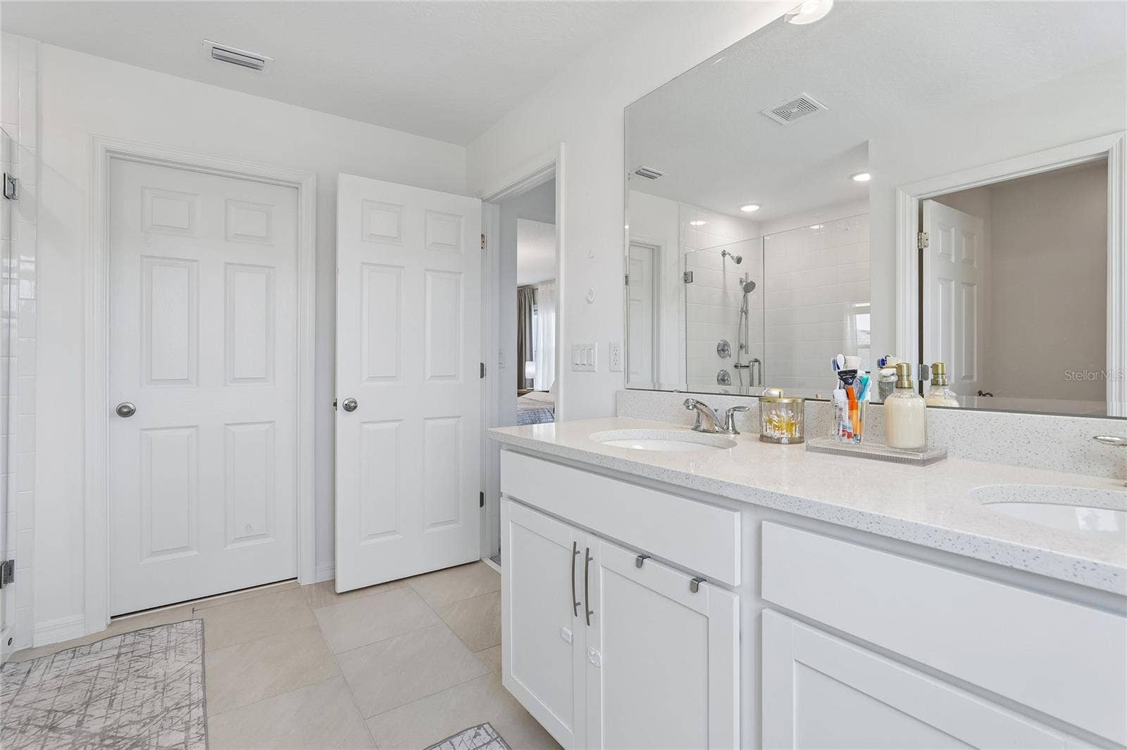 1581 SWAN SWIM DRIVE, Davenport, FL 33837