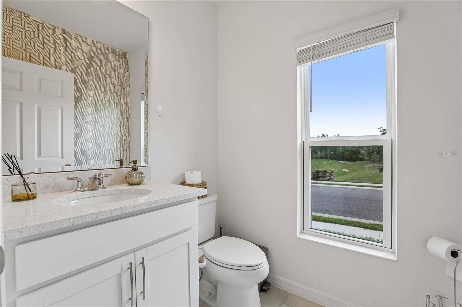 1581 SWAN SWIM DRIVE, Davenport, FL 33837