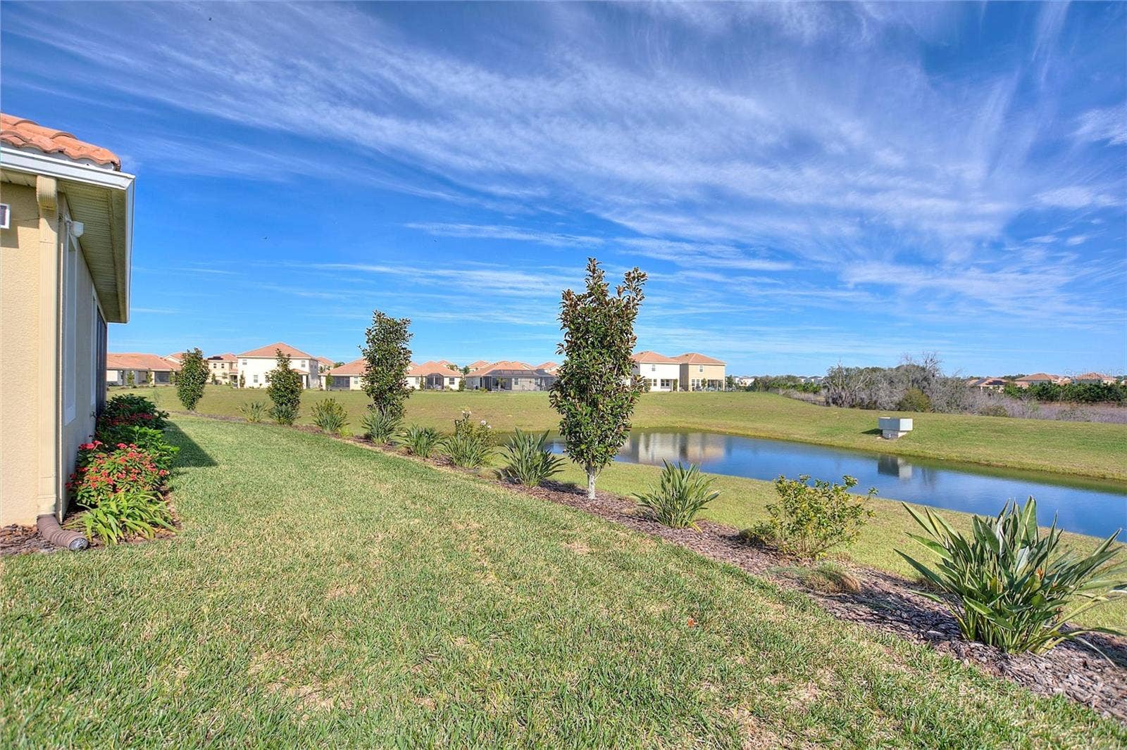 8995 ACE LOOP, Davenport, FL 33896