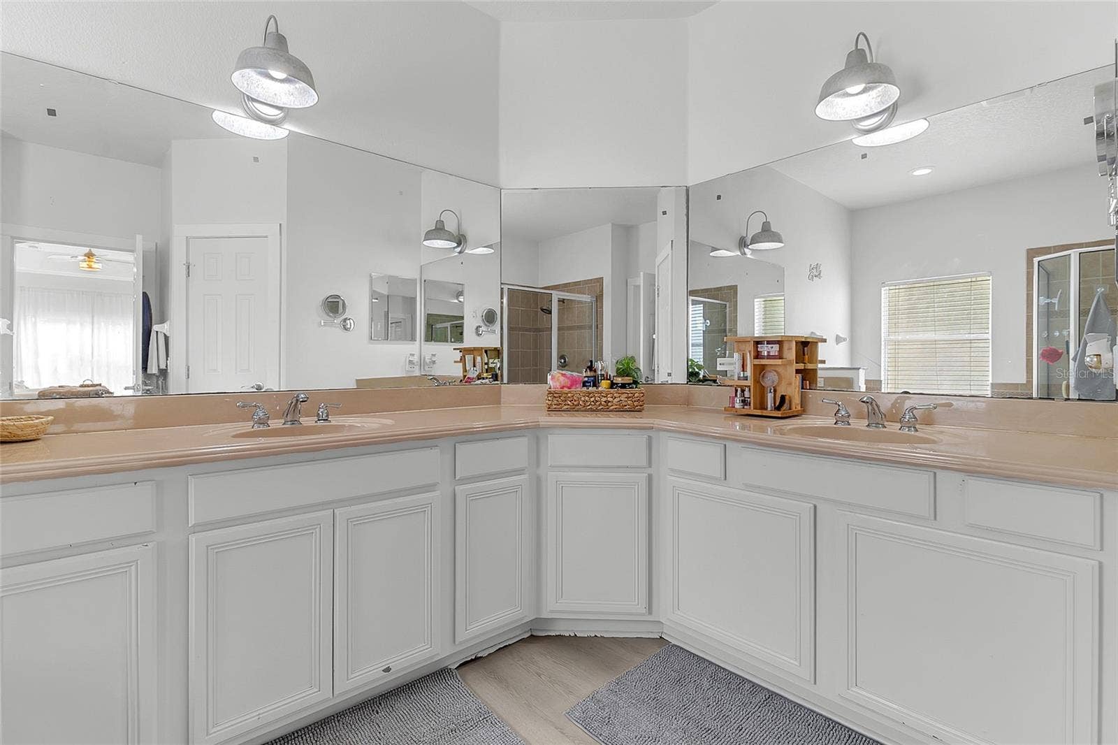3609 VALLEYVIEW DRIVE, Kissimmee, FL 34746 Master Bathroom