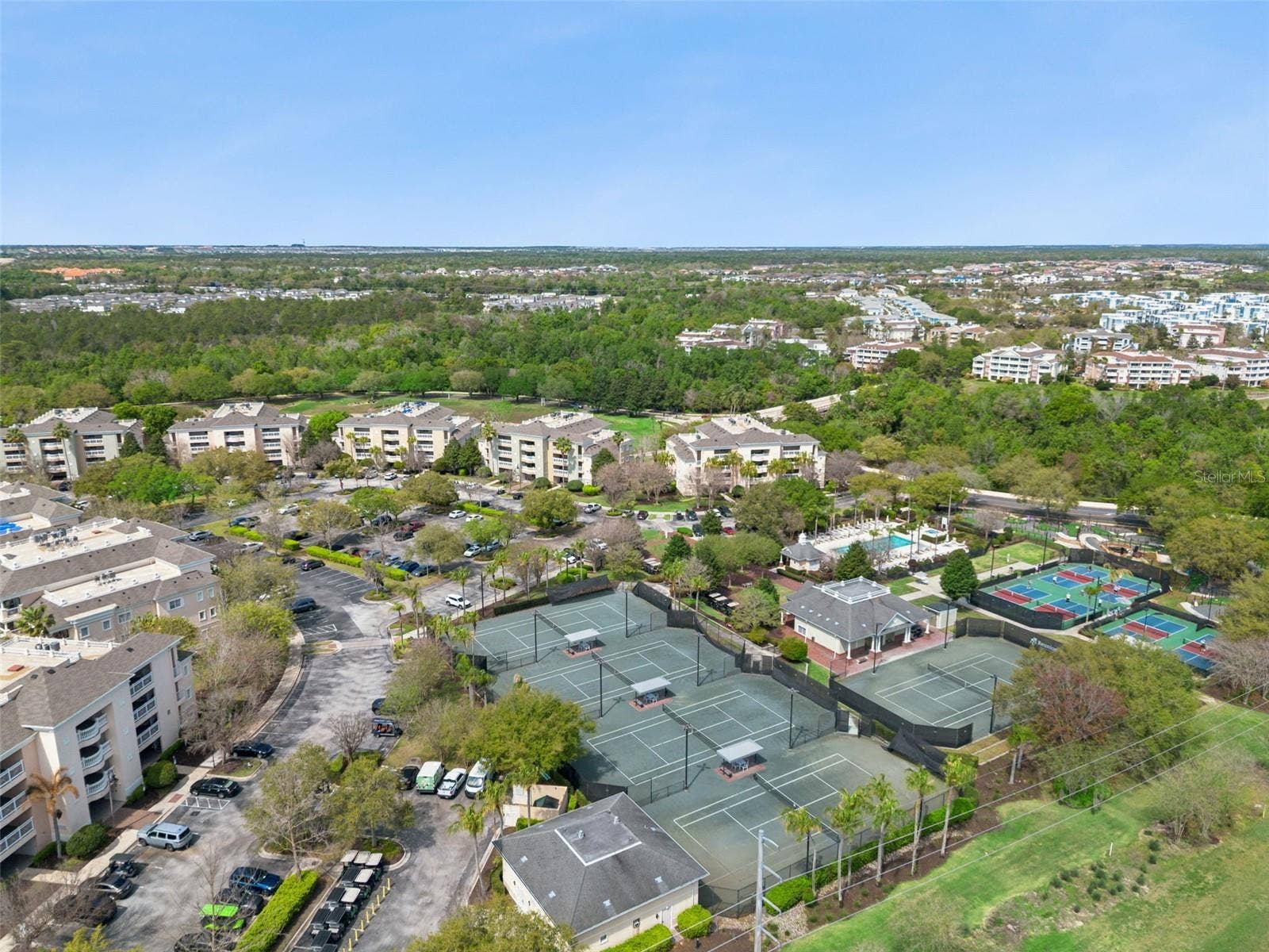 1356 CENTRE COURT RIDGE DRIVE, #303, Kissimmee, FL 34747 1356 CENTRE COURT RIDGE DRIVE, #303, Kissimmee, FL 34747