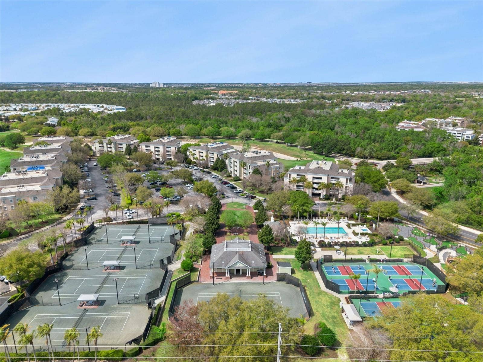1356 CENTRE COURT RIDGE DRIVE, #303, Kissimmee, FL 34747 1356 CENTRE COURT RIDGE DRIVE, #303, Kissimmee, FL 34747