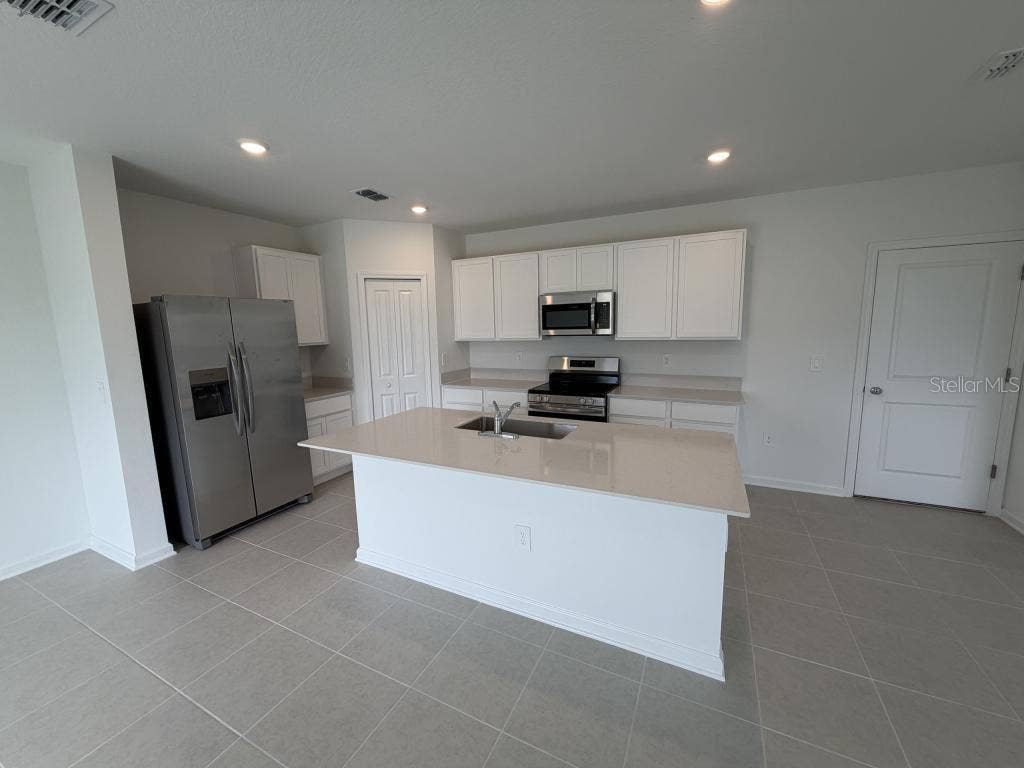 2510 HALLOW GRADEN RD, Eustis, FL 32726 2510 HALLOW GRADEN RD, Eustis, FL 32726