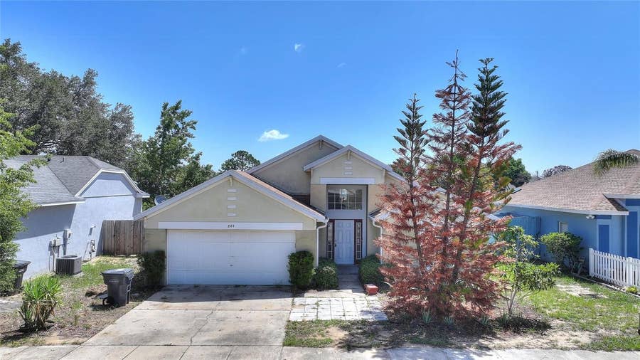 Property photo for 844 BERWICK DR, Davenport, FL