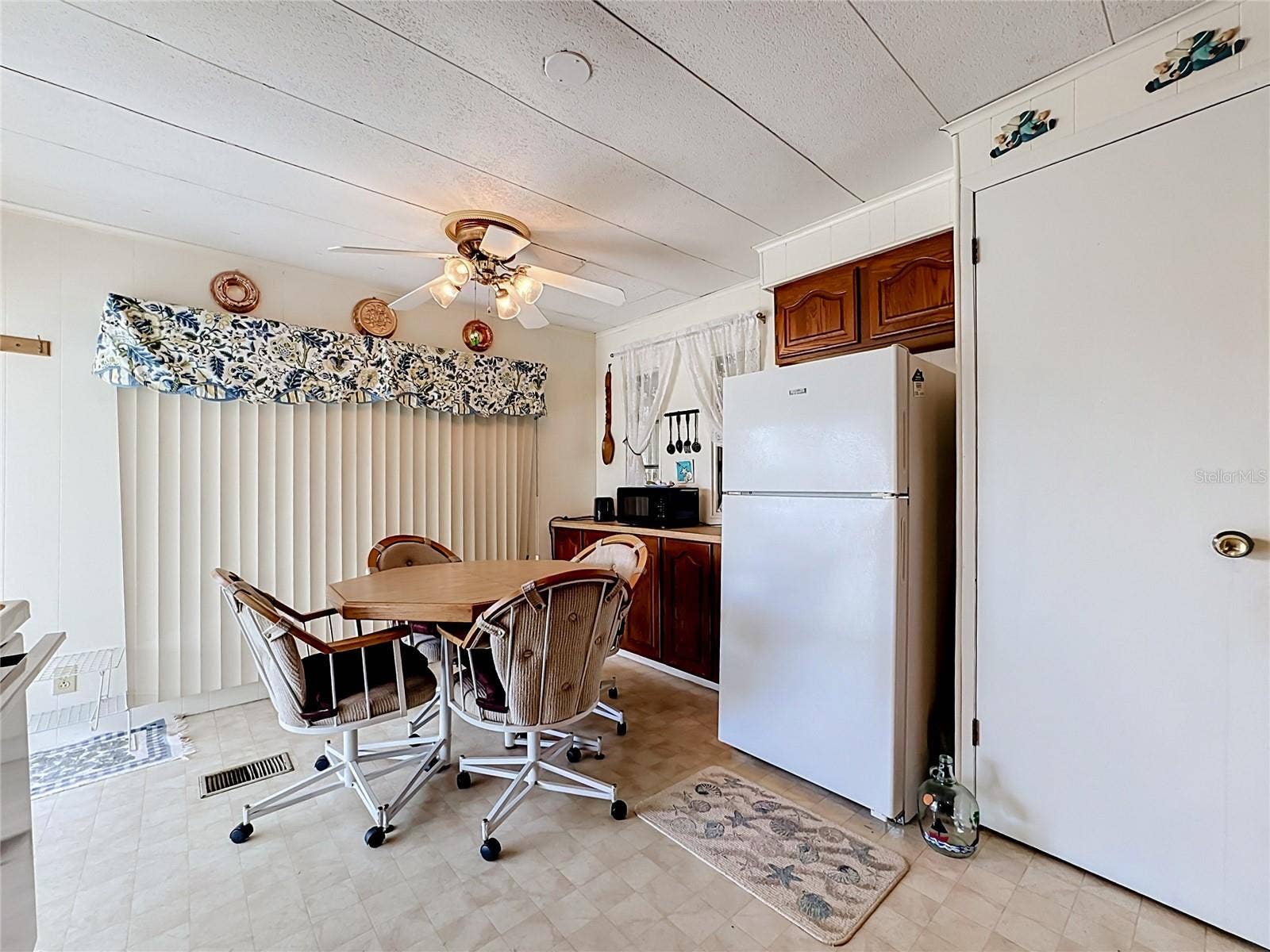 420 49TH STREET E, #100, Palmetto, FL 34221