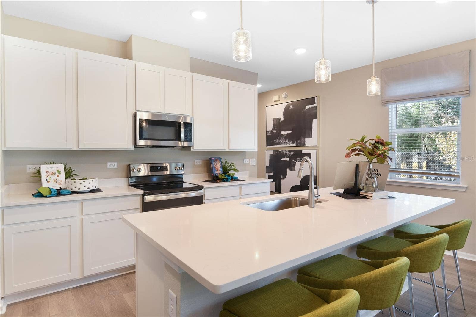 5854 SUNLIT BEND WAY, Apollo Beach, FL 33572 5854 SUNLIT BEND WAY, Apollo Beach, FL 33572