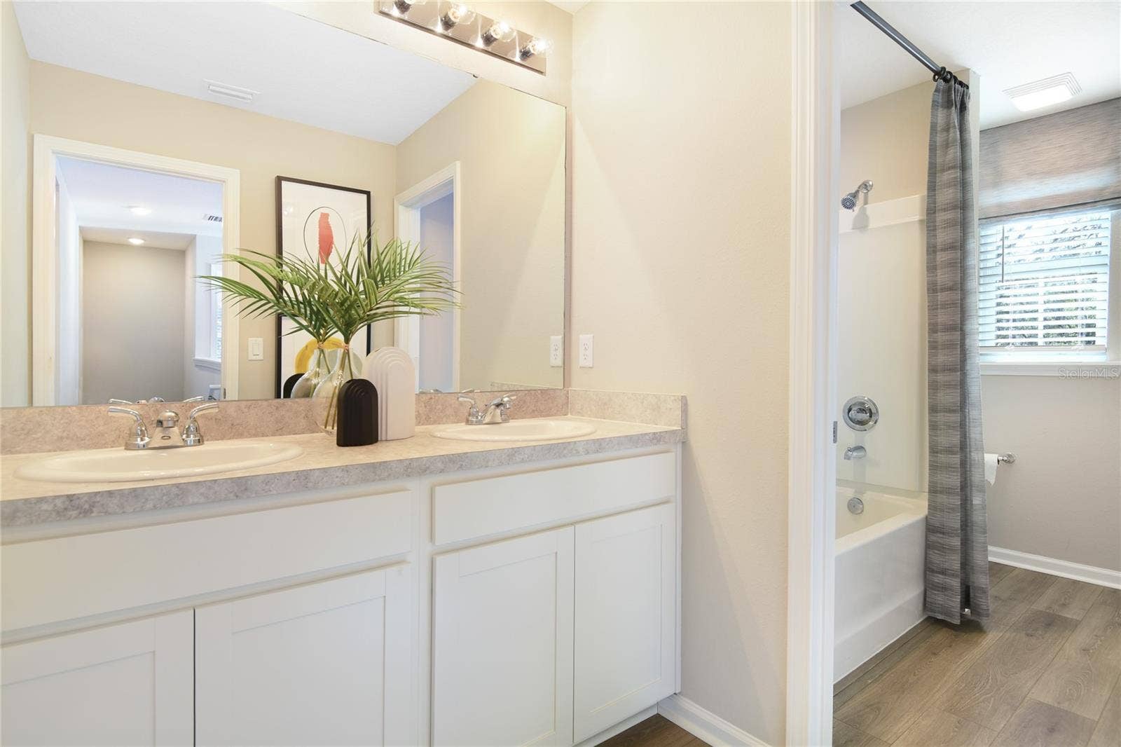 5854 SUNLIT BEND WAY, Apollo Beach, FL 33572 5854 SUNLIT BEND WAY, Apollo Beach, FL 33572