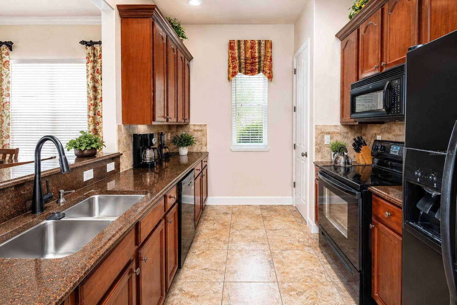 1549 FAIRVIEW CIRCLE, Reunion, FL 34747 1549 FAIRVIEW CIRCLE, Reunion, FL 34747