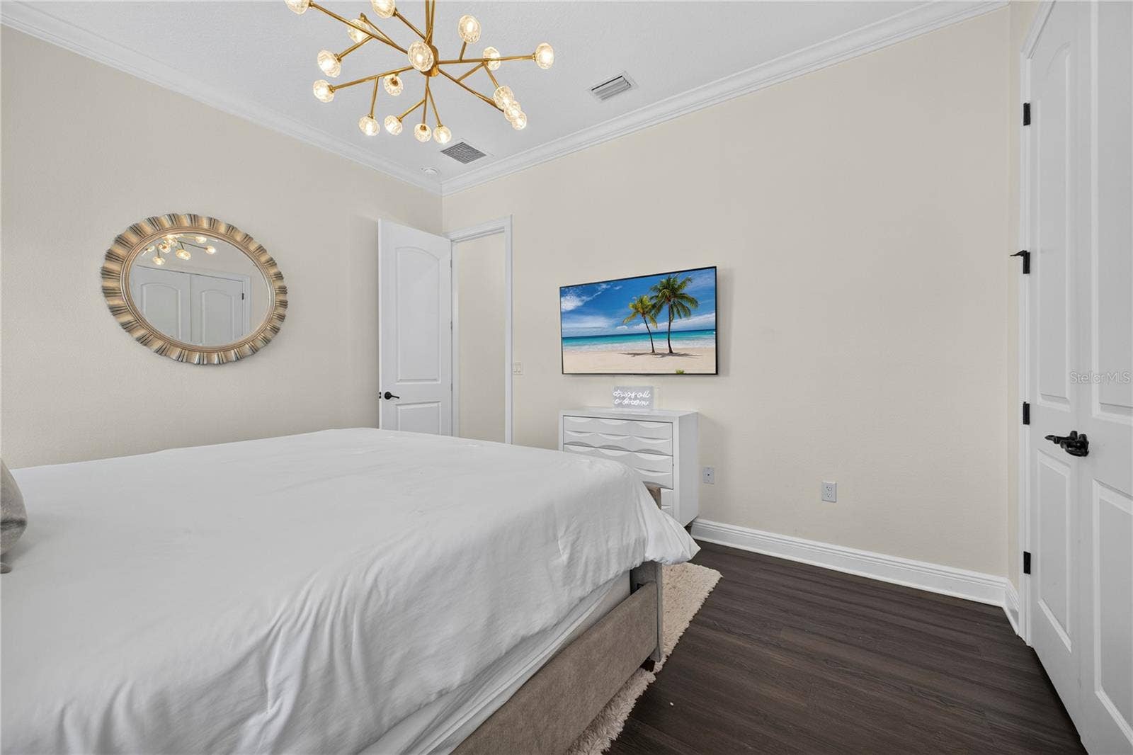 824 DESERT MOUNTAIN COURT, Kissimmee, FL 34747 824 DESERT MOUNTAIN COURT, Kissimmee, FL 34747