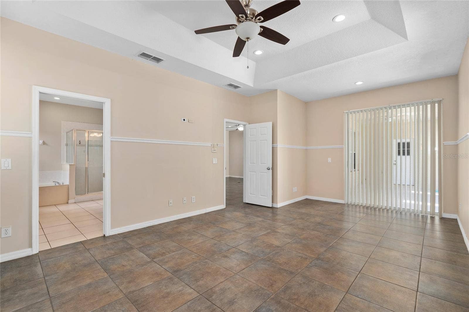 13821 AMBERLEIGH ROAD, Orlando, FL 32837 13821 AMBERLEIGH ROAD, Orlando, FL 32837