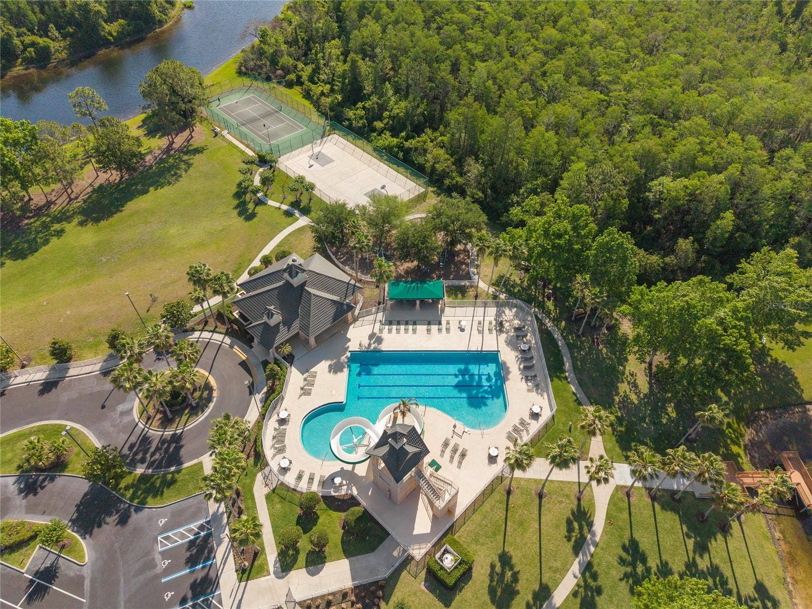 13821 AMBERLEIGH ROAD, Orlando, FL 32837 13821 AMBERLEIGH ROAD, Orlando, FL 32837