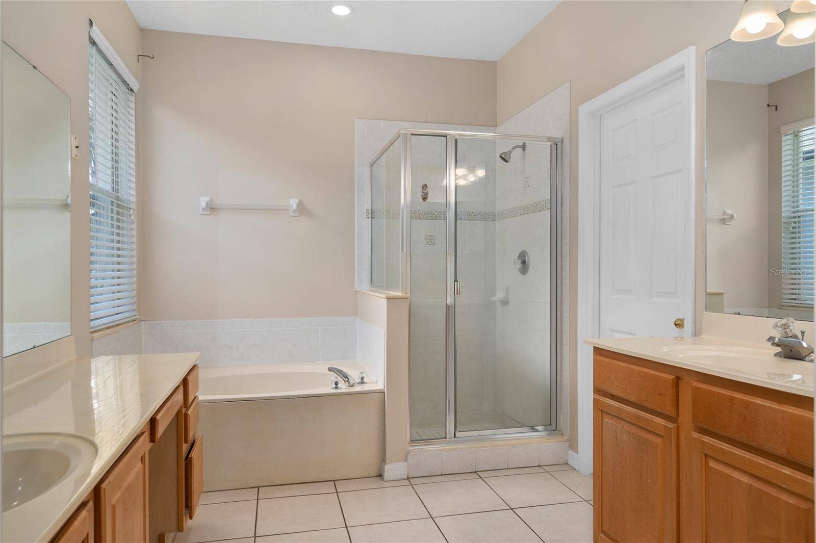 13821 AMBERLEIGH ROAD, Orlando, FL 32837 13821 AMBERLEIGH ROAD, Orlando, FL 32837