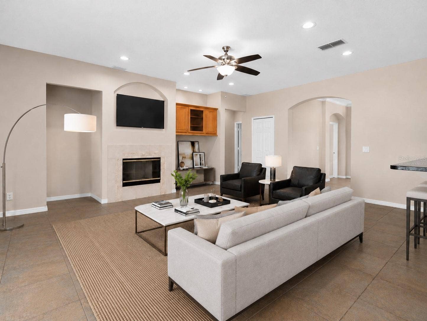 13821 AMBERLEIGH ROAD, Orlando, FL 32837 Virtually staged