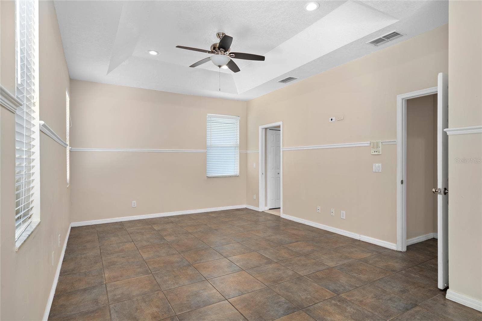 13821 AMBERLEIGH ROAD, Orlando, FL 32837 13821 AMBERLEIGH ROAD, Orlando, FL 32837