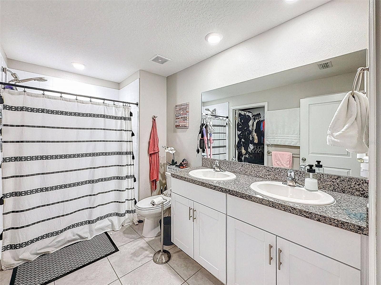 13360 WILLOW BLUESTAR LOOP, Riverview, FL 33579 13360 WILLOW BLUESTAR LOOP, Riverview, FL 33579