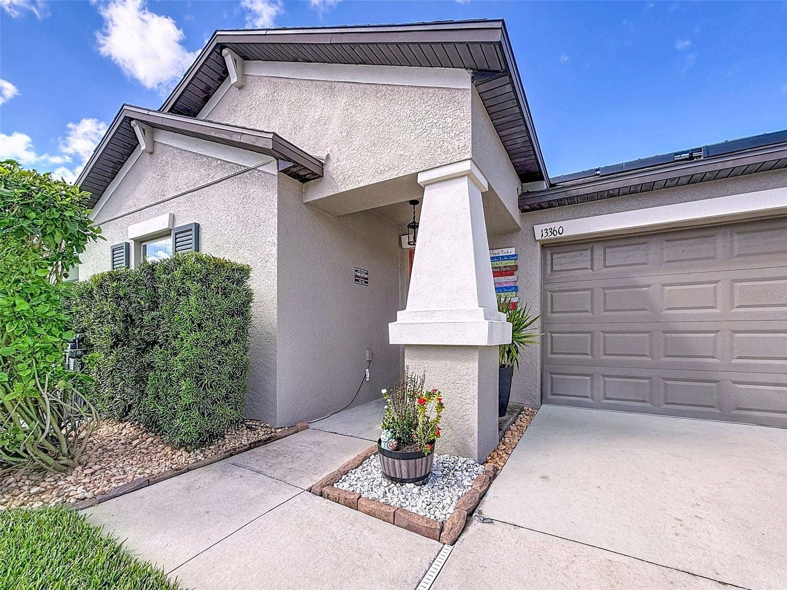 13360 WILLOW BLUESTAR LOOP, Riverview, FL 33579 13360 WILLOW BLUESTAR LOOP, Riverview, FL 33579