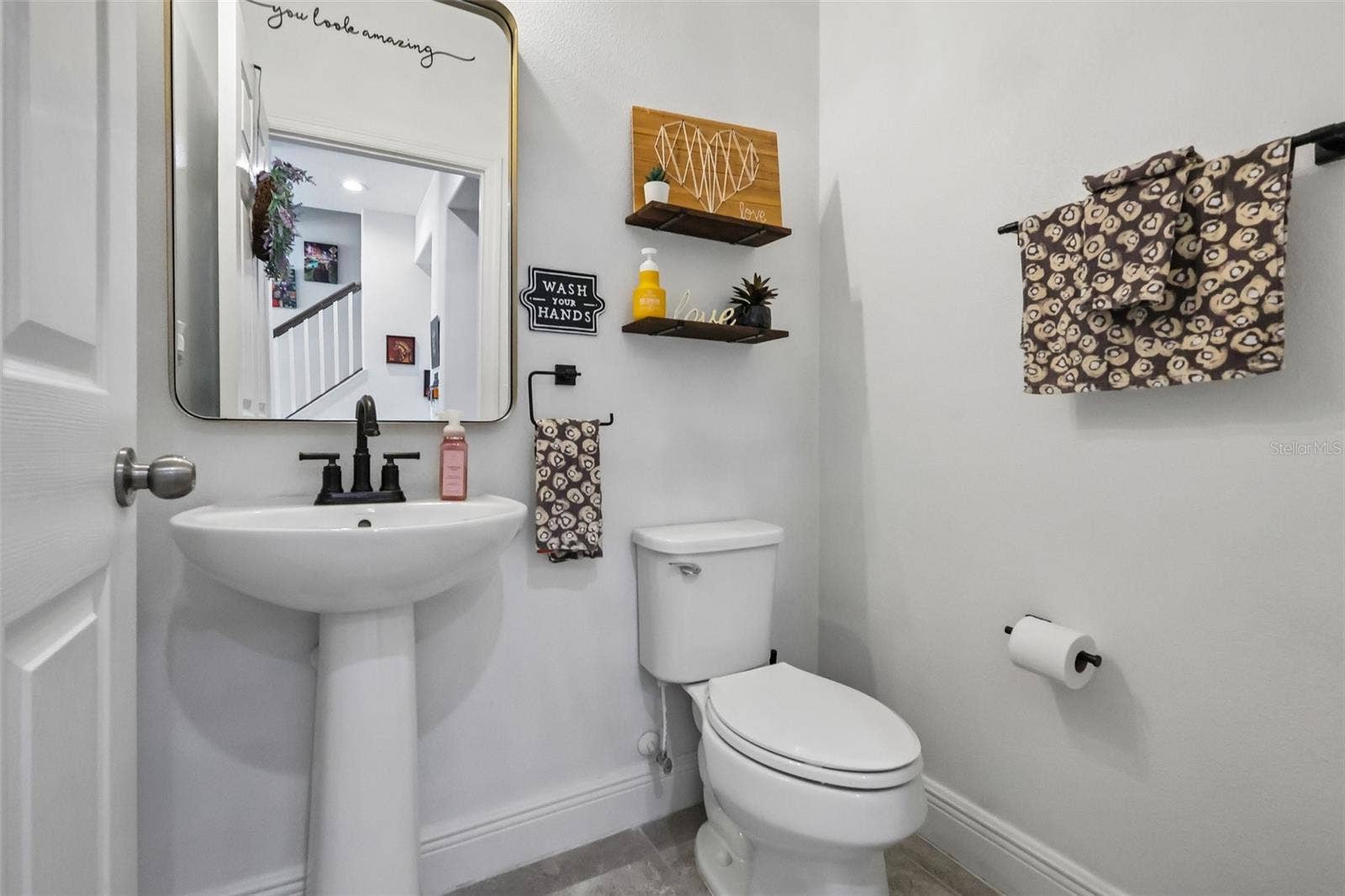 8386 IRON MOUNTAIN TRAIL, Windermere, FL 34786 8386 IRON MOUNTAIN TRAIL, Windermere, FL 34786
