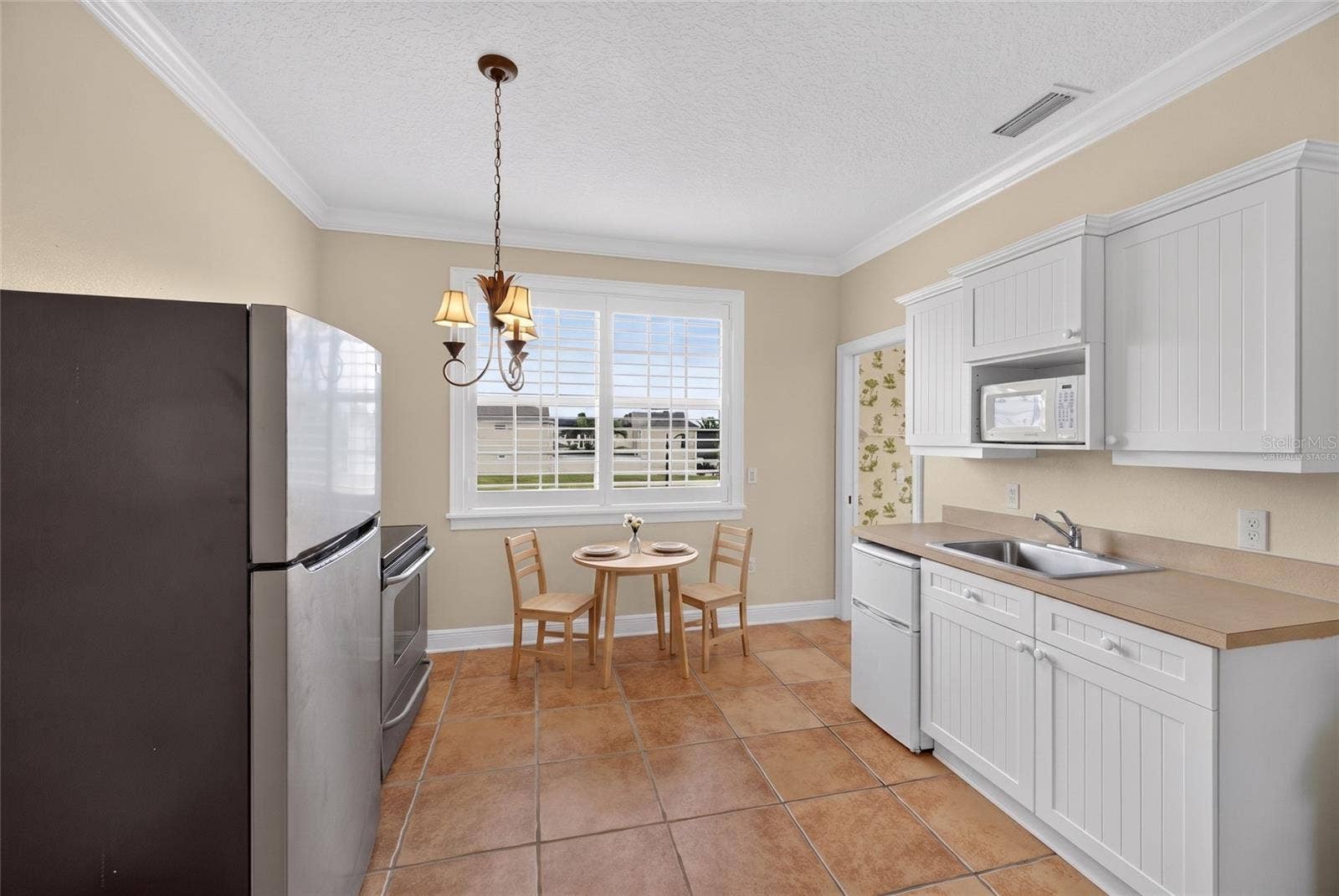 7526 EXCITEMENT DRIVE, Reunion, FL 34747 Mother In Law Suite Kitchen - Virtually Staged