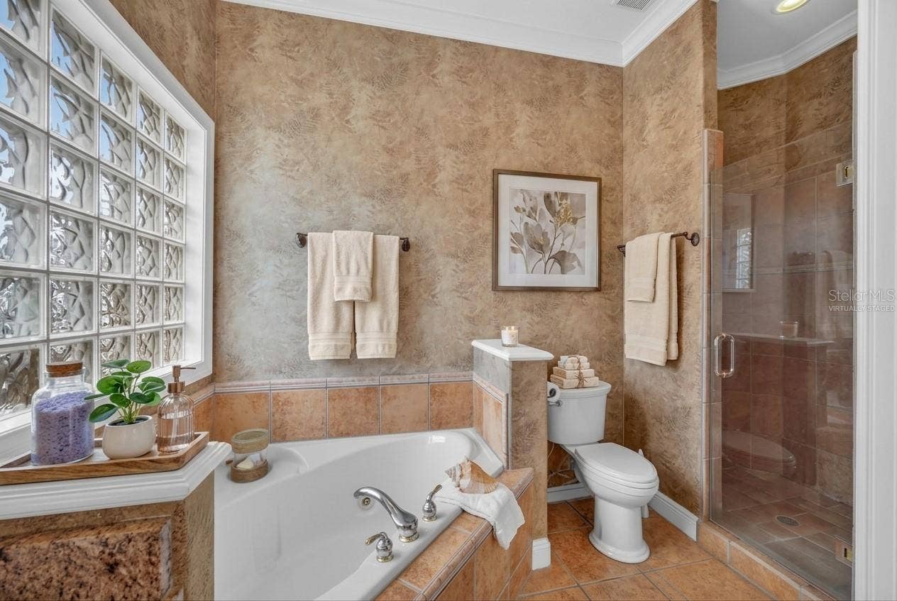 7526 EXCITEMENT DRIVE, Reunion, FL 34747 Primary Bathroom - Virtually Staged *Shower/Tub