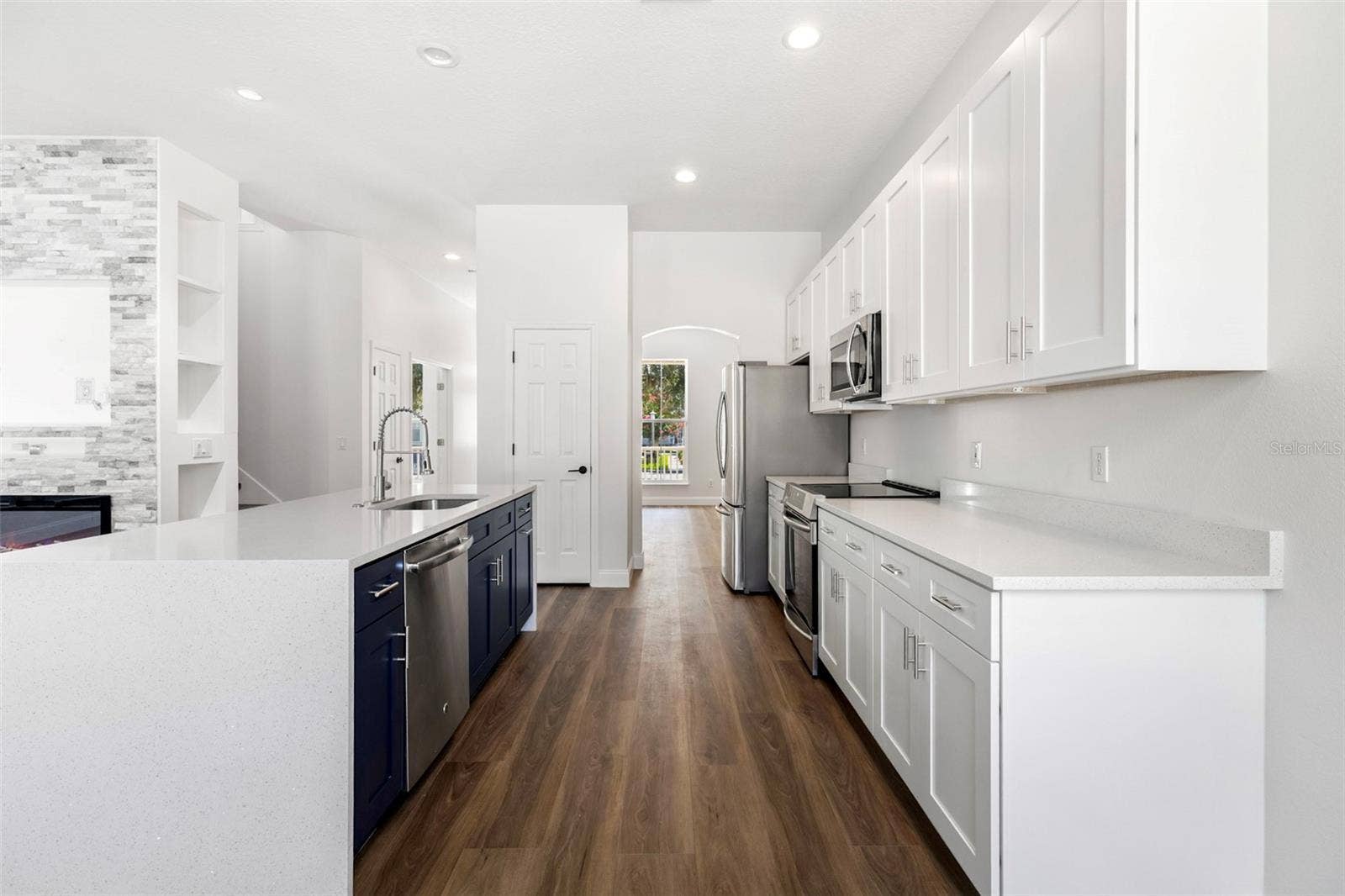 1010 PERIWINKLE COURT, Celebration, FL 34747 1010 PERIWINKLE COURT, Celebration, FL 34747