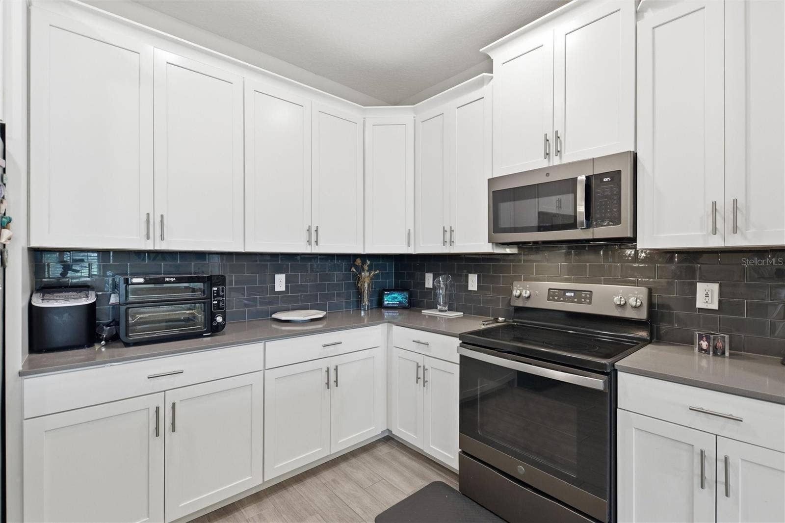 1077 DOWNSWING PL, Davenport, FL 33896 1077 DOWNSWING PL, Davenport, FL 33896