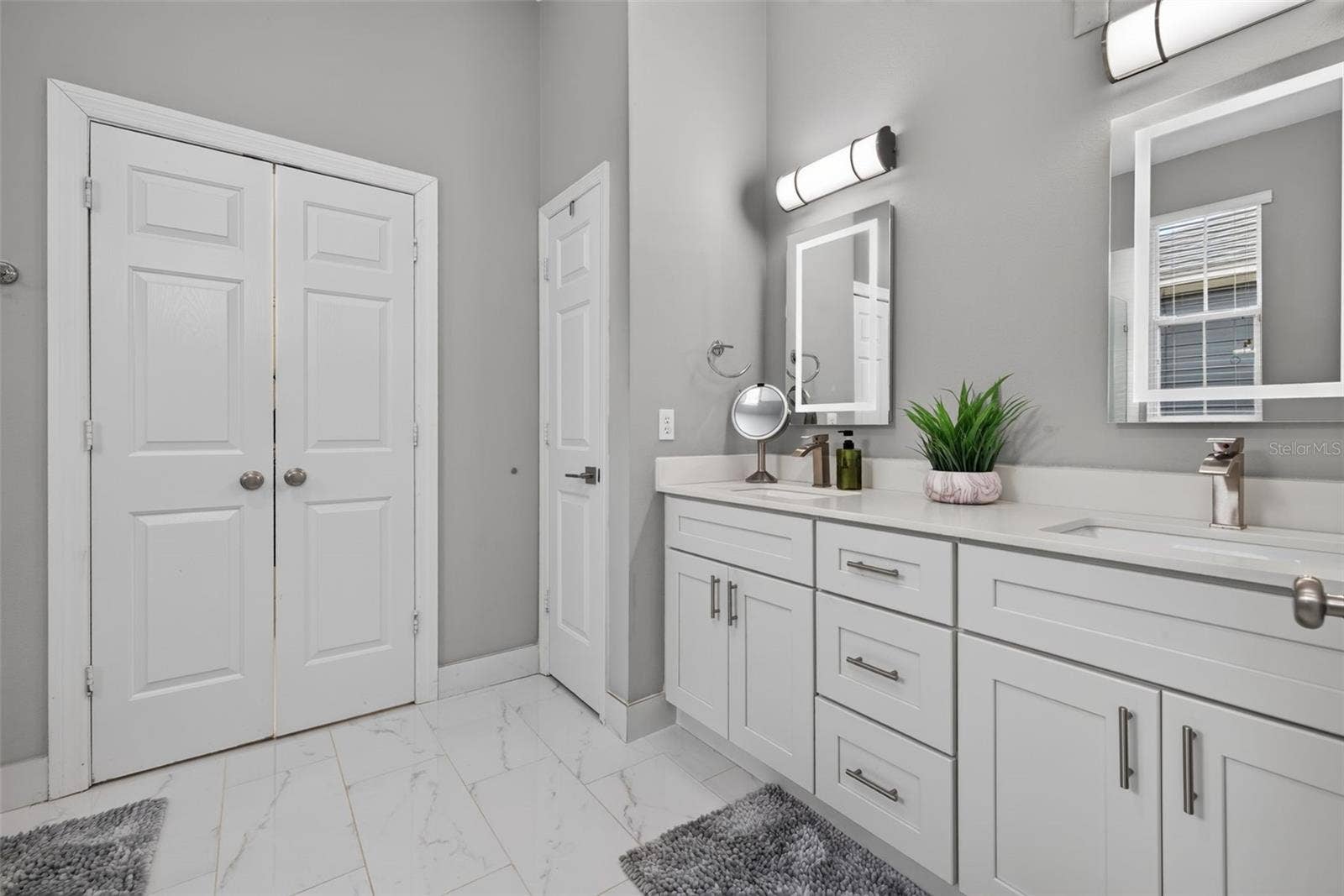 167 LONGVIEW AVENUE, Celebration, FL 34747 Beautiful and Modern