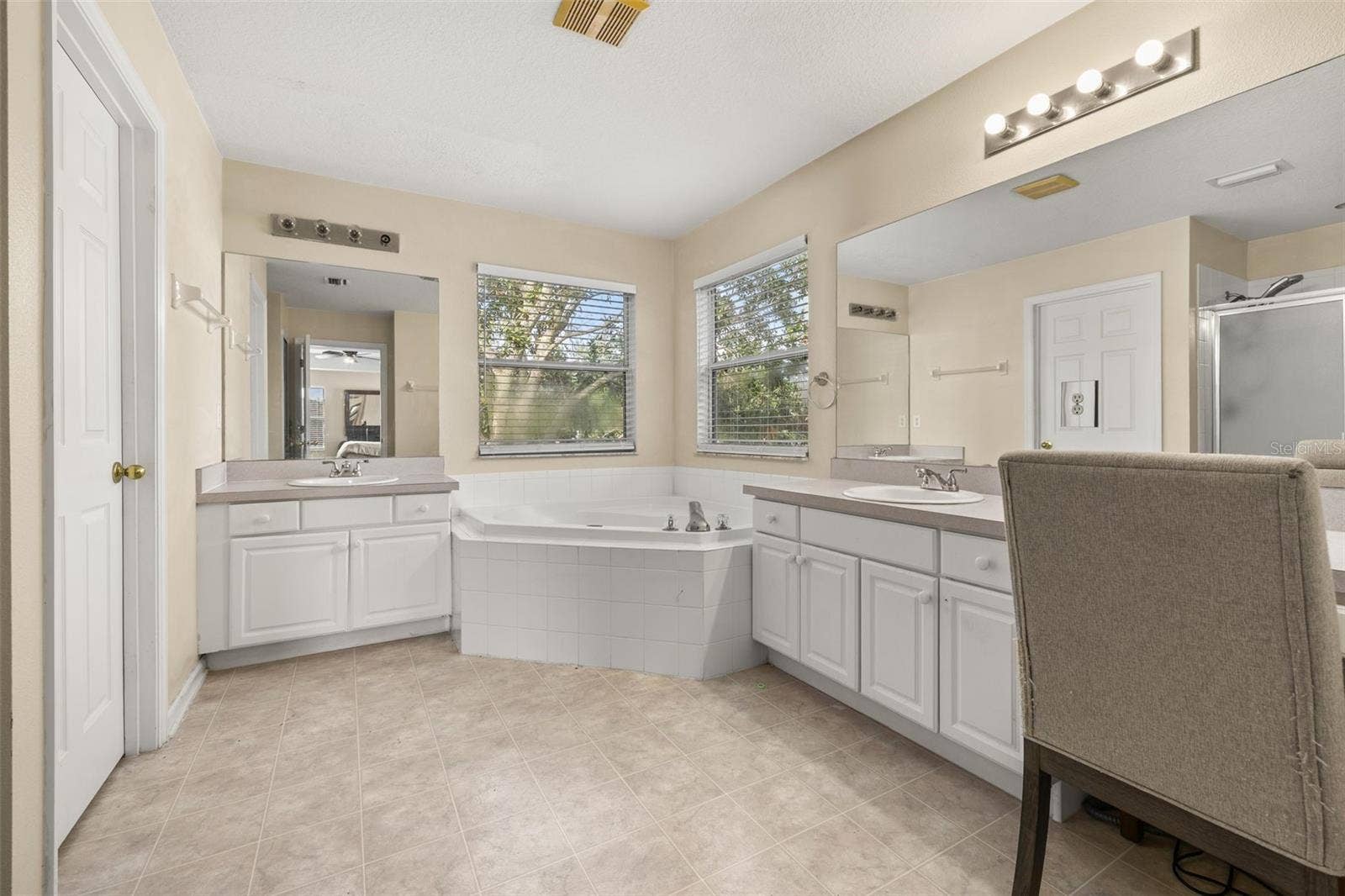 1404 SWAINSON COURT, Orlando, FL 32837