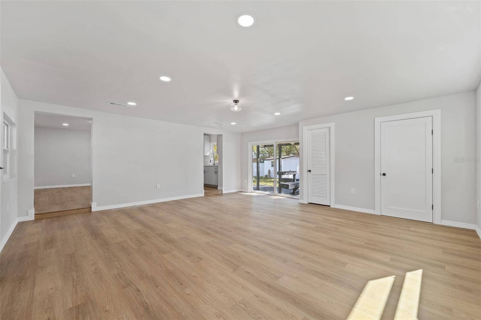 2800 E ANDERSON STREET, Orlando, FL 32803 2800 E ANDERSON STREET, Orlando, FL 32803