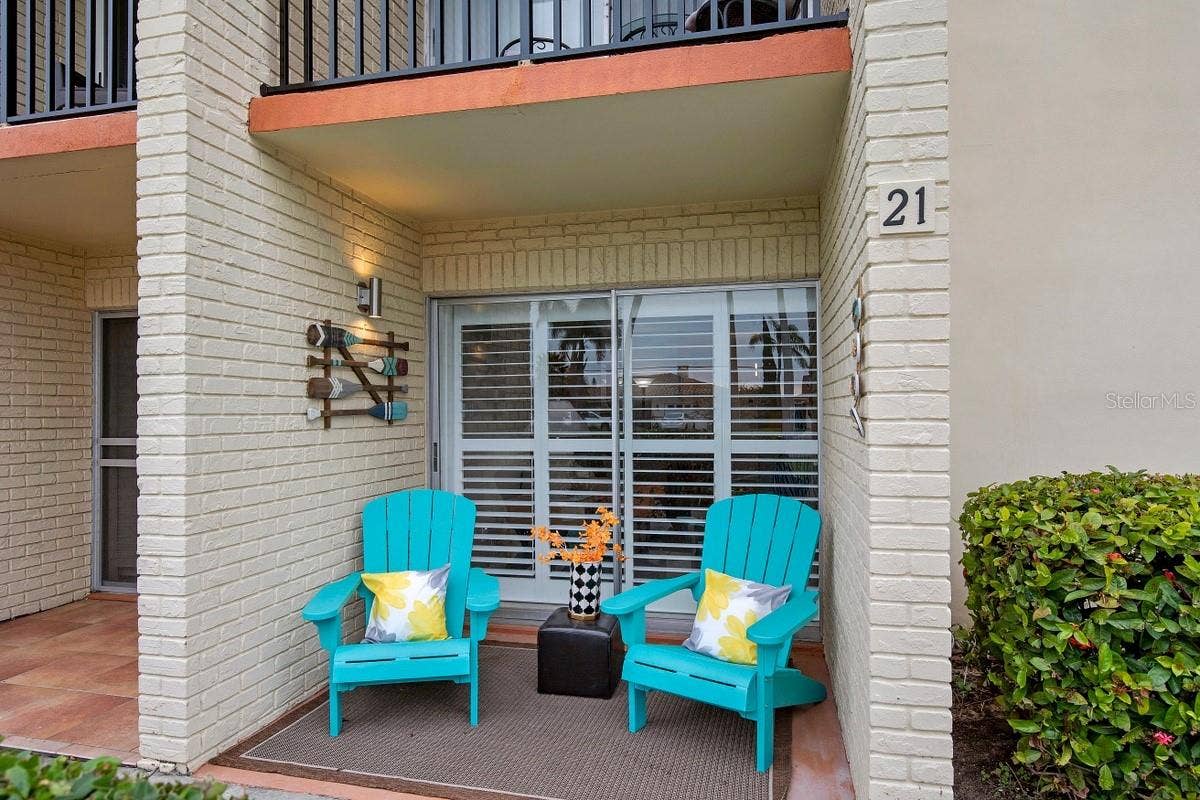 10365 PARADISE BOULEVARD, #21, Treasure Island, FL 33706 10365 PARADISE BOULEVARD, #21, Treasure Island, FL 33706