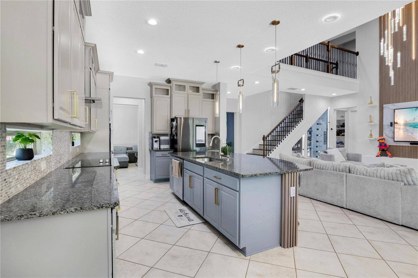 9443 ROYAL ESTATES BOULEVARD, Orlando, FL 32836 9443 ROYAL ESTATES BOULEVARD, Orlando, FL 32836