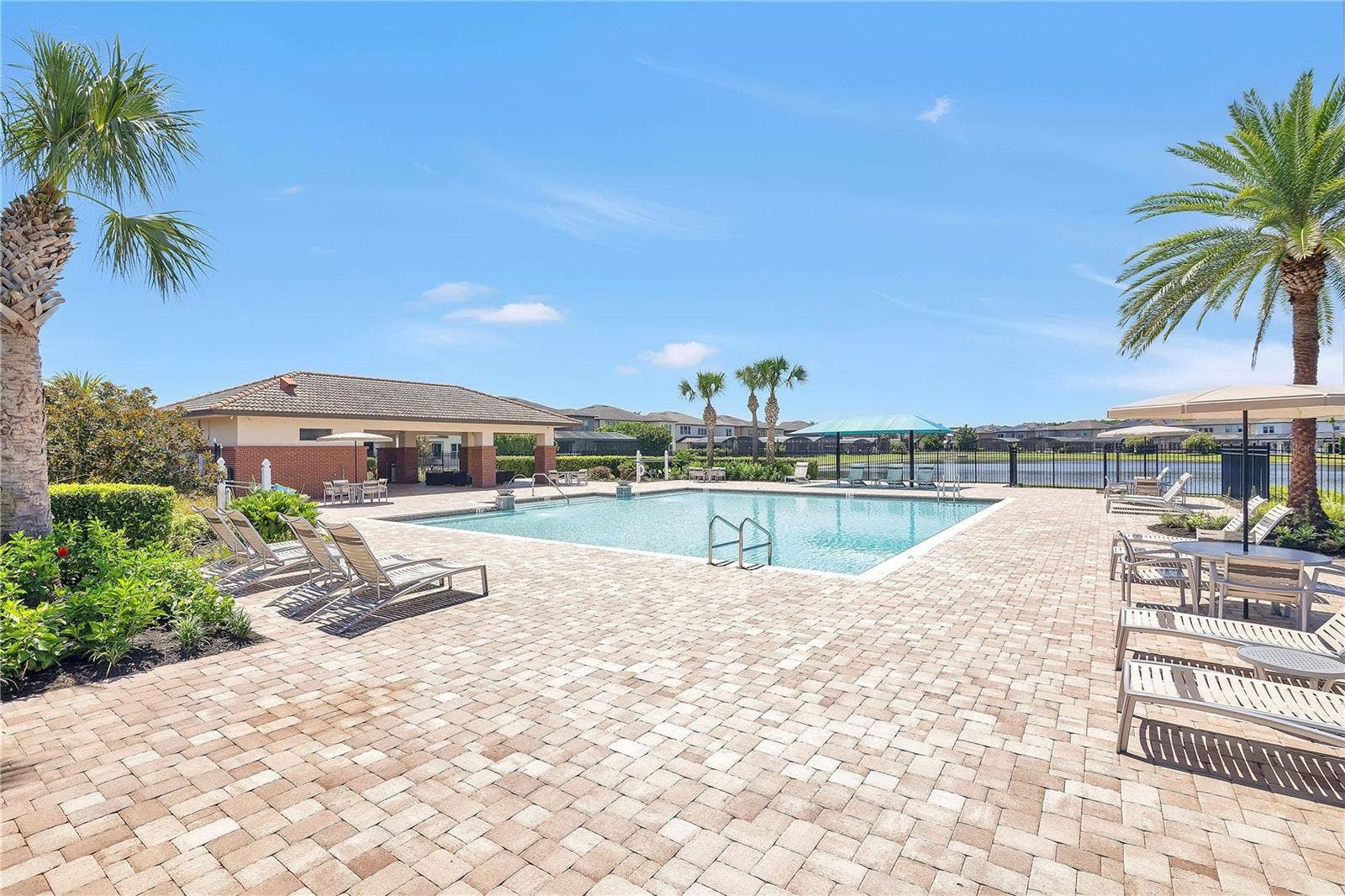 9443 ROYAL ESTATES BOULEVARD, Orlando, FL 32836 9443 ROYAL ESTATES BOULEVARD, Orlando, FL 32836